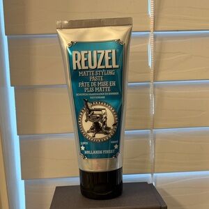 Matte Styling Paste - Blue and Black